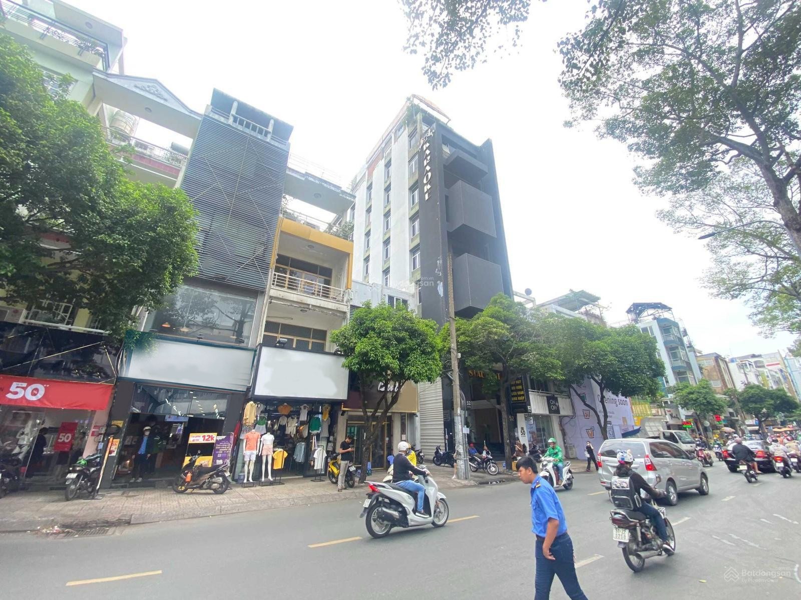 Cho thuê Nhà Nguyên Căn mặt tiền Cao Thắng, phường 5, Quận 3.